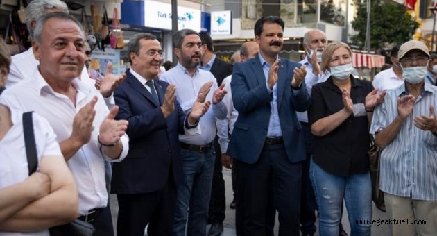 Konak’ta barış güvercinleri uçtu