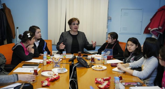 Konak’ta e-çocuk dönemi başlıyor