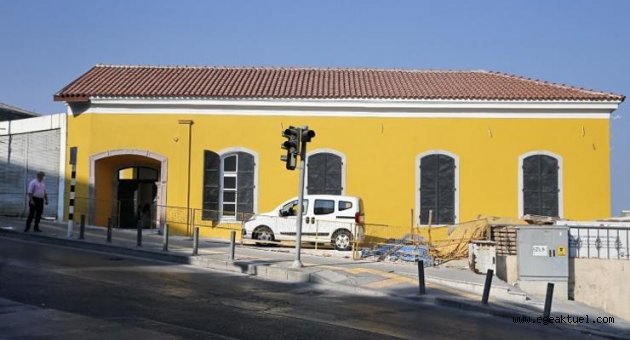 Konak’ta tarihi İstiklal İlkokulu için geri sayım