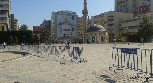 Konak'ta Erdoğan sıkıyönetimi