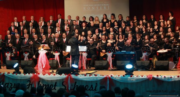 Koristlerden türkü şöleni