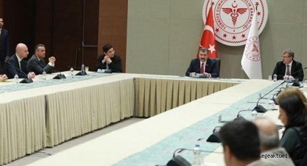 Koronavirüs Bilim Kurulu 'aşı' gündemiyle toplanıyor