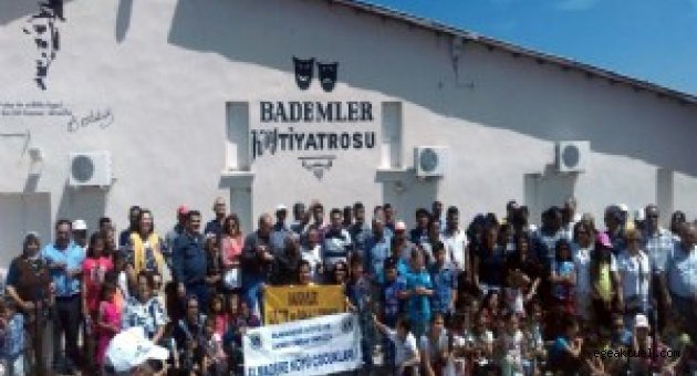 Köy tiyatrosundan madencilere özel oyun