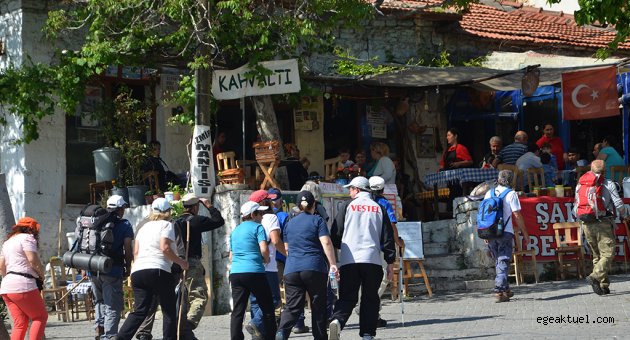 Kozbeyli'ye bahar geldi