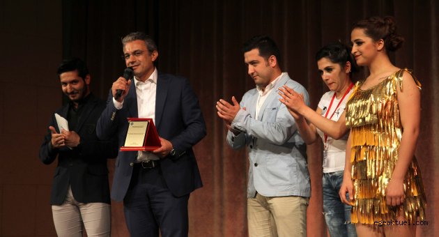  Latin rüzgarları Karşıyaka'yı sardı
