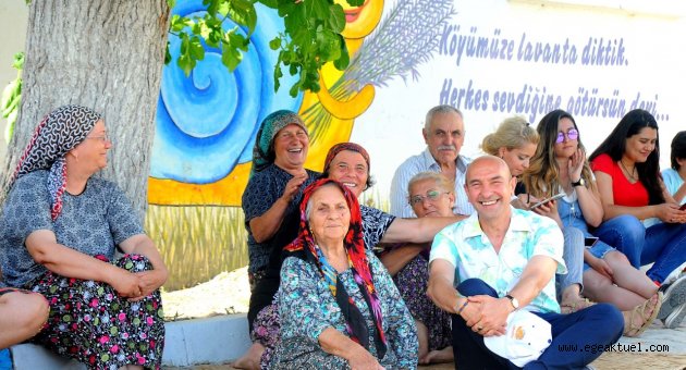 Lavanta Pazarı Binleri Misafir Etti