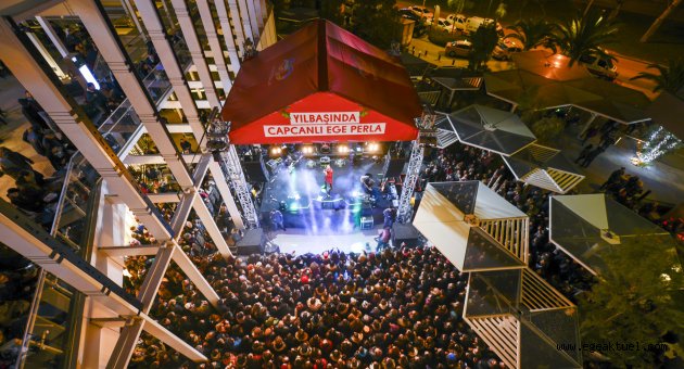Mabel Matiz'den 2017'nin son konseri 