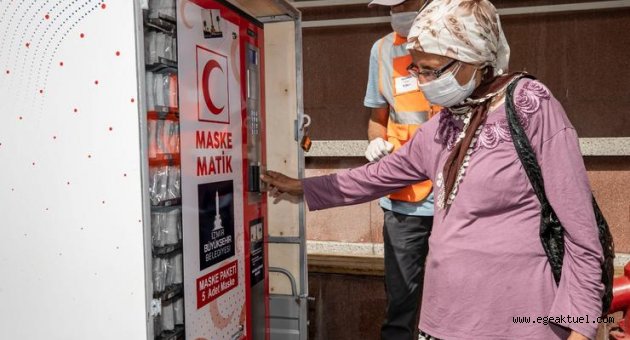 Maskematiklerden İzmirliye 6 milyon maske