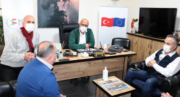Meclis üyeleri esnaf temsilcileriyle buluştu