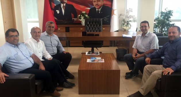 Memur-Sen İzmir temsilcileri İbrahim Turhan ile bir araya geldi Bina: Kamu çalışanları büyümeden pay istiyor
