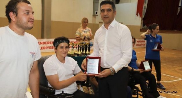 Menderes Masa Tenisi Turnuvası Sona Erdi