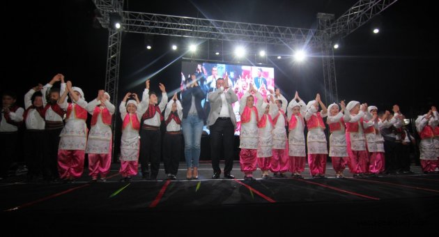 Menderes’te Halk Dansları Coşkusu