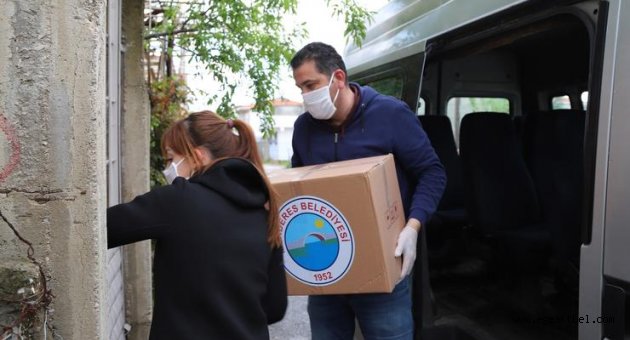 Menderes’te ihtiyaç sahipleri unutulmuyor
