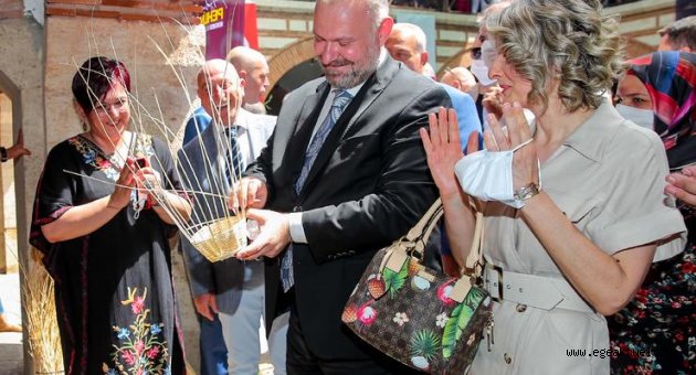 Menemen Belediyesi’nden Emek ile İşlenmiş Hayaller Sergisi 
