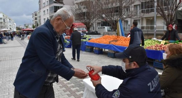 Menemen Belediyesi’nin Koronavirüs mücadelesi Perşembe Pazarı’nda devam ediyor