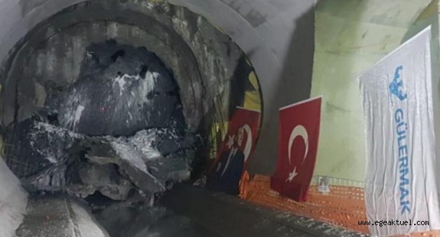 Metro tüneli Narlıdere İstasyonu ile buluştu