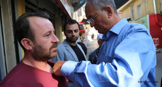 MHP’li esnafa CHP rozeti