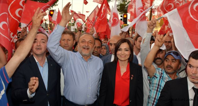 MHP'li Kılıç'tan görkemli açılış