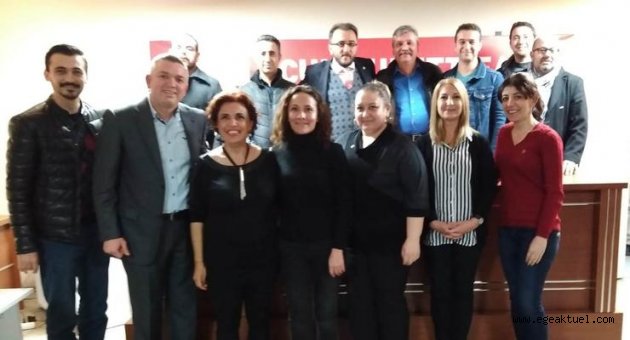 MHP'li Şahin, "İzmir feryat ediyor"