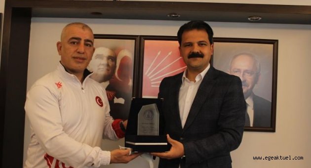 Milli judoculardan Gruşçu’ya teşekkür ziyareti