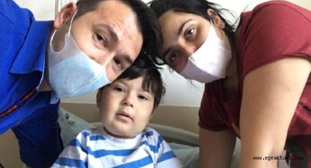 Minik Ayaz'a babasından ilik nakli yapıldı