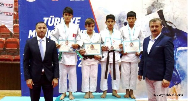 Minikler Judo Türkiye Şampiyonası devam ediyor