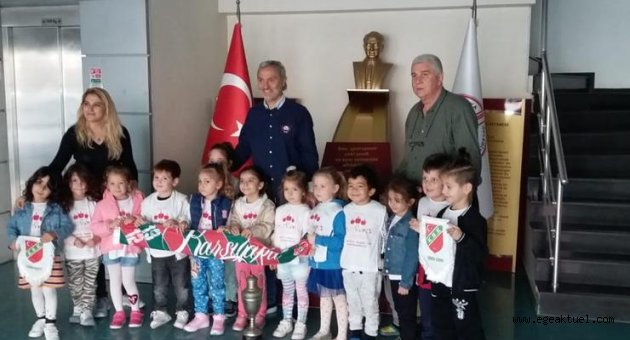 Miniklerin Kaf Sin Kaf sevgisi