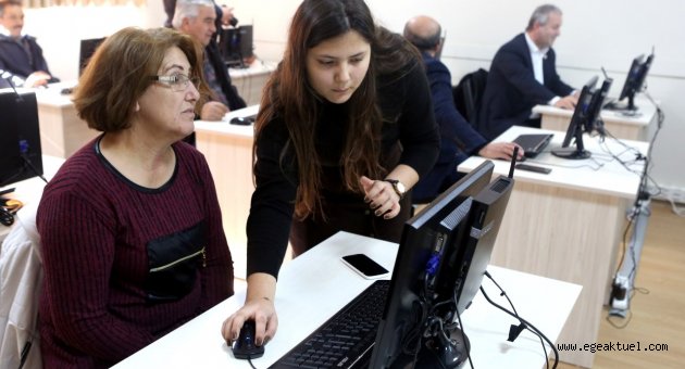 Muhtarlara İnternet eğitimi