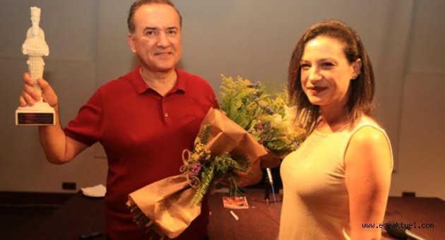 Murathan Mungan Selçuklu sanatseverlerle buluştu