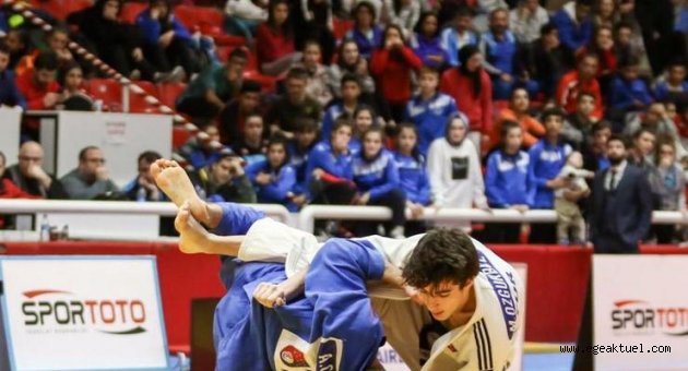 Musa’dan "gümüş" geldi
