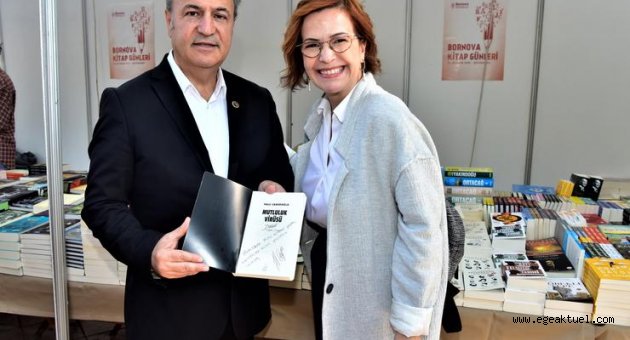 "Mutluluk Virisü" Bornova Kitap Günleri'nde