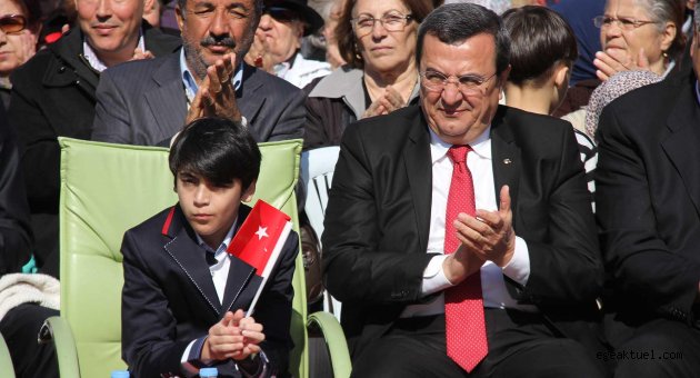 Narlıdere’de 23 Nisan coşkusu yaşandı