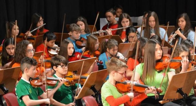 Narlıdere’de ‘Çocuk Senfoni Orkestrası’ kuruluyor