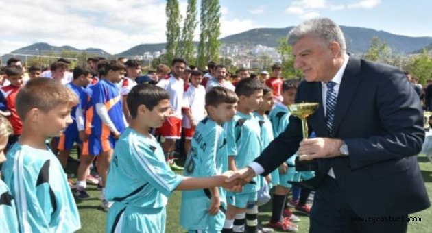 Narlıdere’de yaz okulları yola çıkıyor