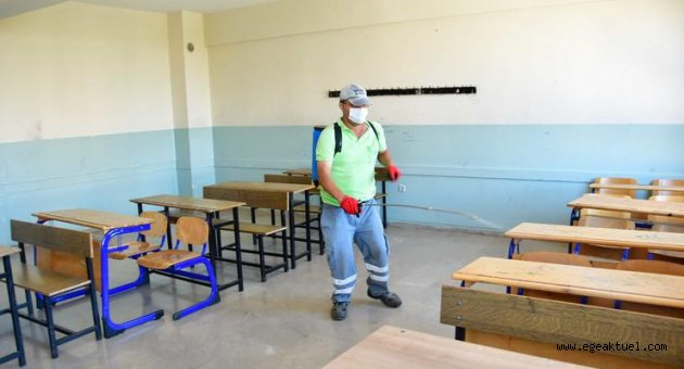 Narlıdere’nin okulları dezenfekte ediliyor