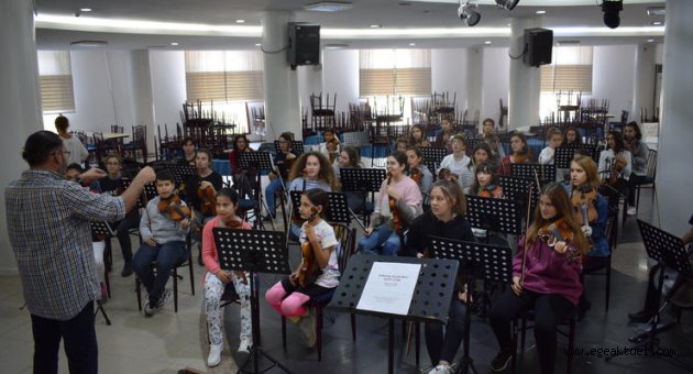 Narlıdereli çocuklar ilk kez sahnede!