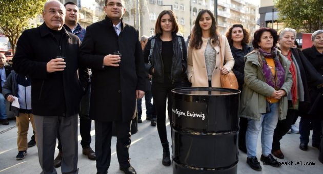 Nazım Hikmet 116. doğum gününde Bornova’da anıldı