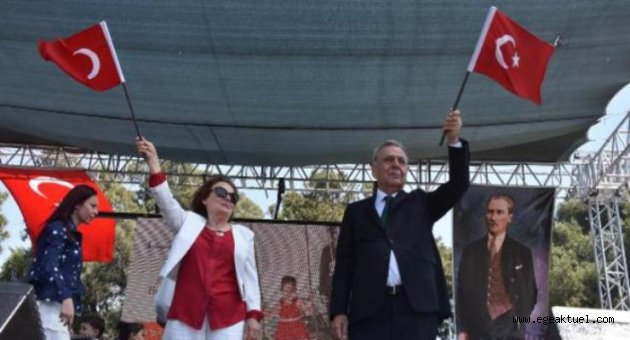 Ne mutlu 98 yıldır süren Atatürk'ün iktidarına