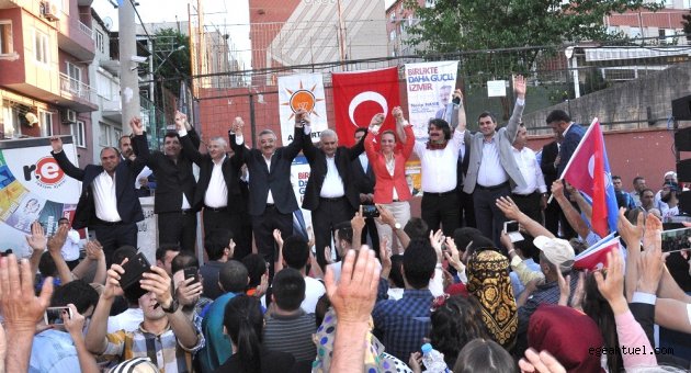 Necip Nasır’dan Miting Gibi Seçim Ofisi Açılışı