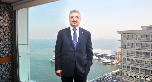 Necip Nasır: “Türkiye'nin İzmir'e ihtiyacı var”