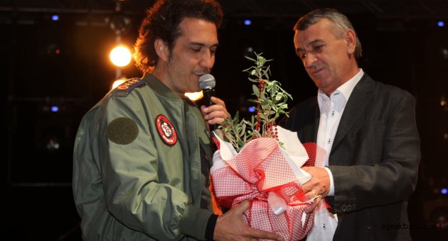 Nefes kesen şenliğe Kıraç’lı final