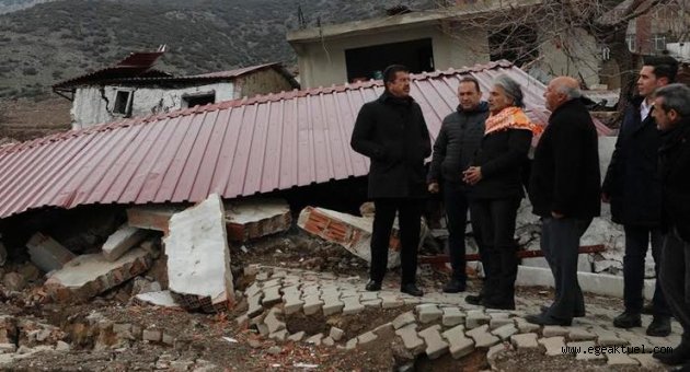 Nihat Zeybekci, heyelan bölgesinde