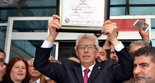 Ödemiş'te Eriş mazbatasını aldı