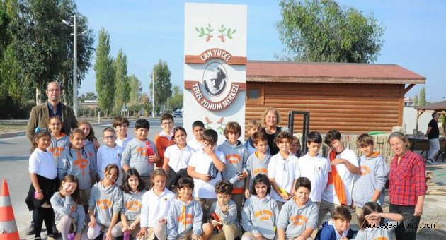 Öğrenciler toprak ve tohumla buluştu