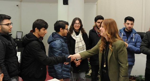  Öğrencilerden Anlamlı Ziyaret