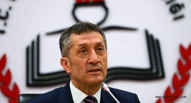  Okulları açma gayretindeyiz