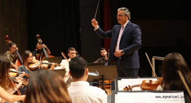 Orkestra Şefleri Karşıyaka'da yetişecek