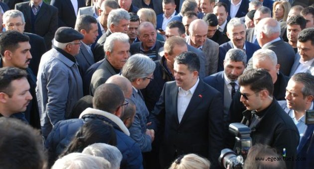 Pakdemirli Tireli üreticiyle bir araya geldi 