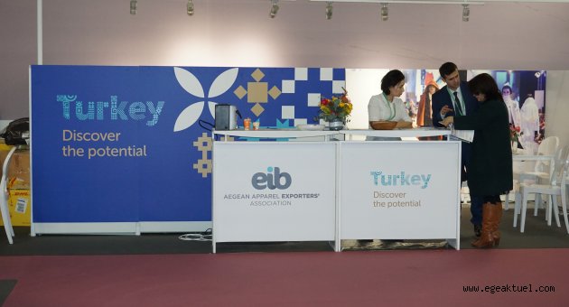 Paris’te Türk moda rüzgârı esti