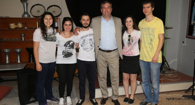  Piriştina’dan Gençlik Merkezi müjdesi